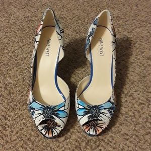 Nine West floral pumps